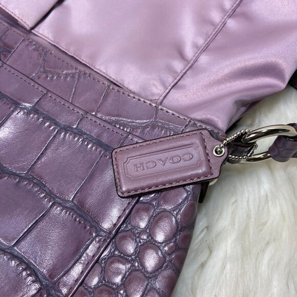 Coach Bag - Picture 6 of 12